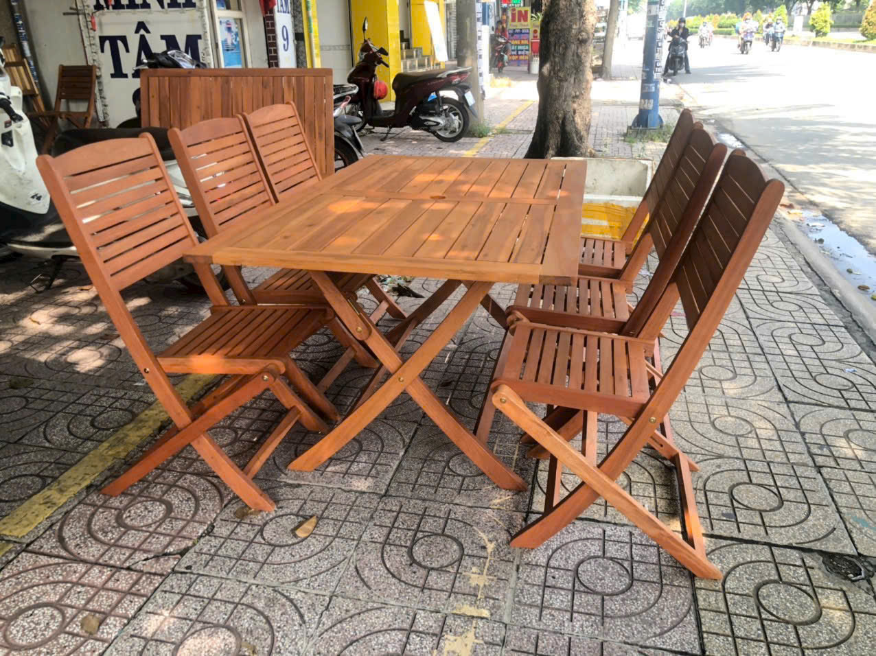 gỗ tràm được sử dụng phổ biến trong sản xuất bàn ghế